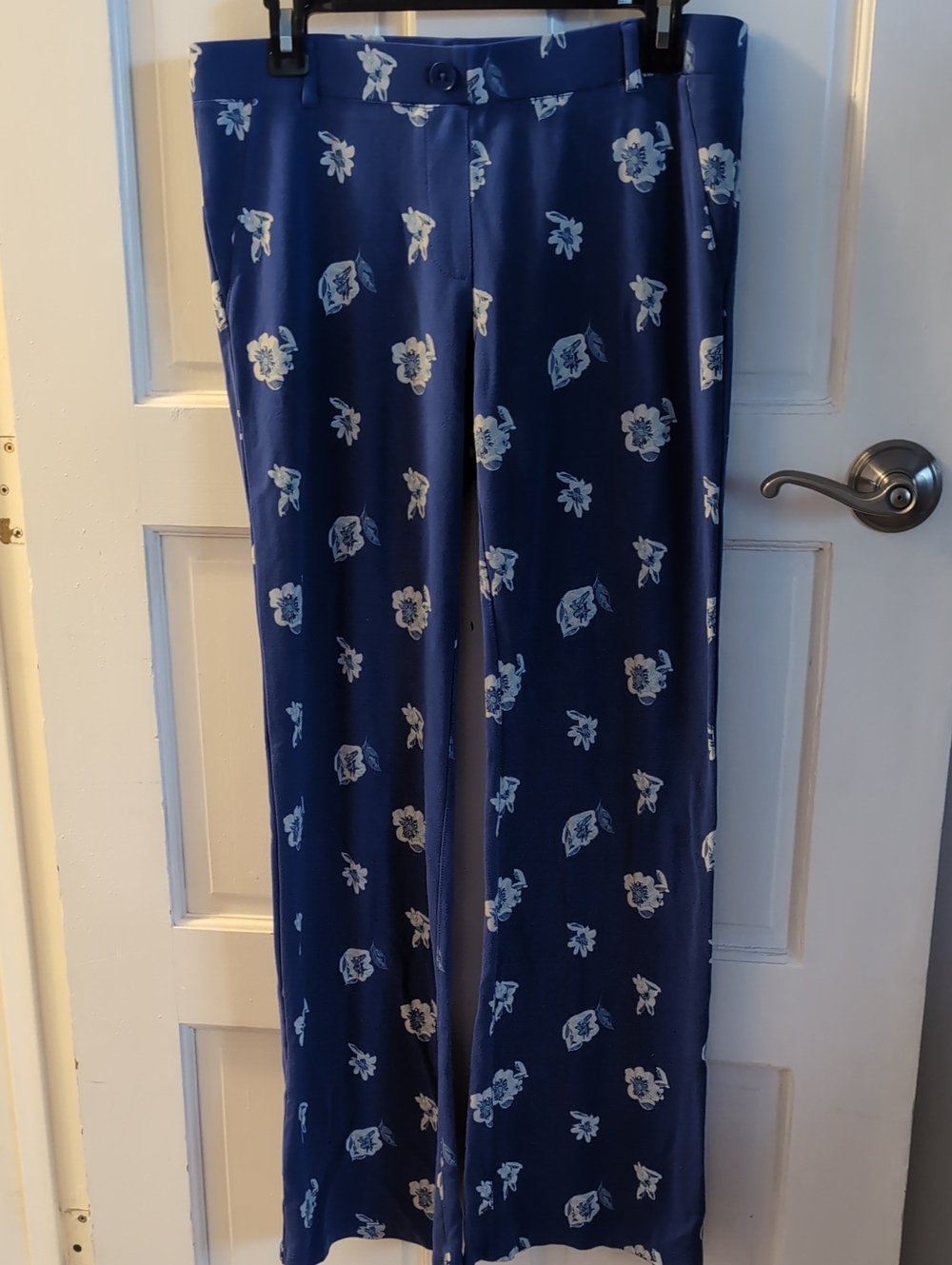 Betabrand Blue Floral Print Pants
